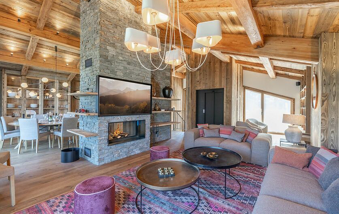 Chic open-plan living with rustic charm