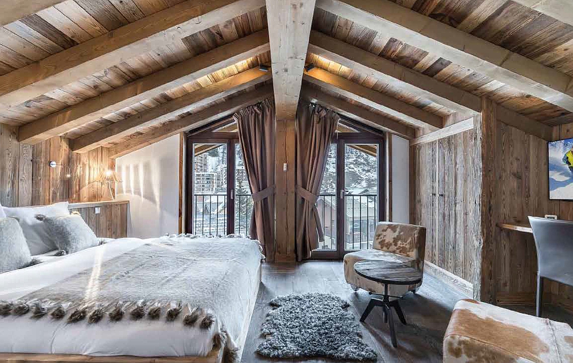 Previous projects by the developer