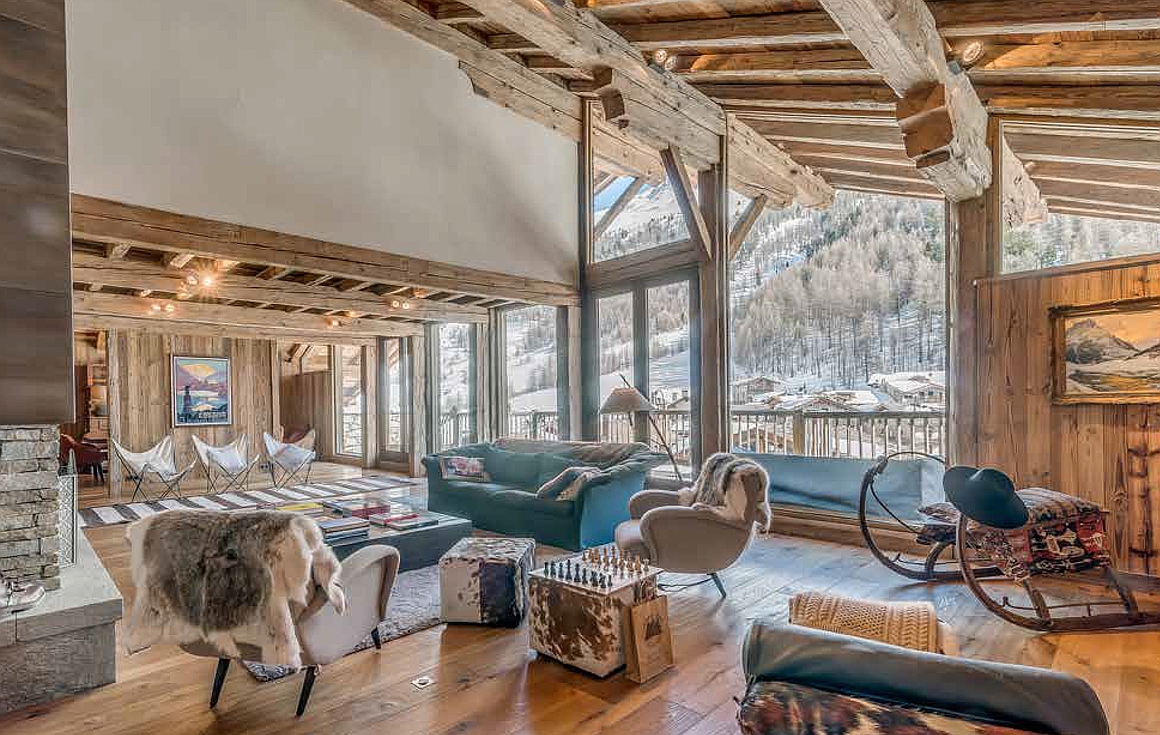 Previous projects by the developer