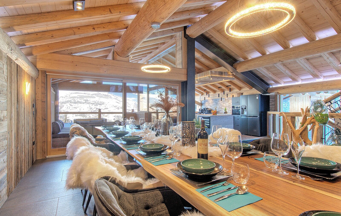 The chalet for sale in La Plagne