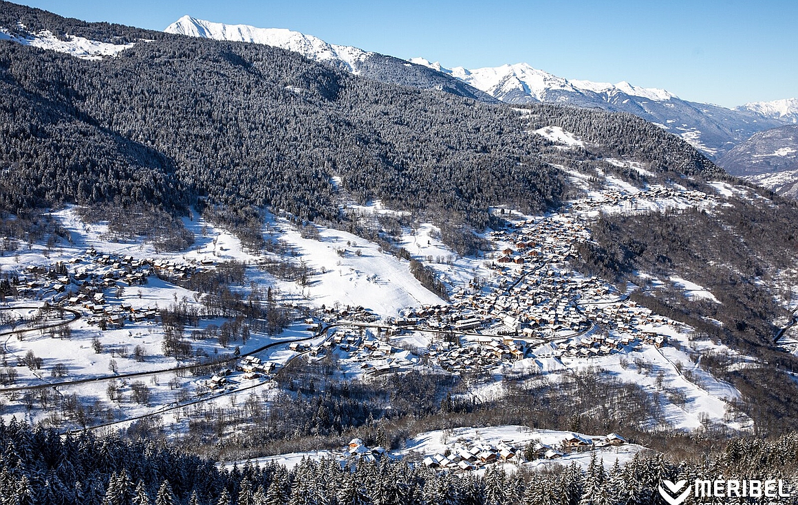 Chalet for sale in Les Allues