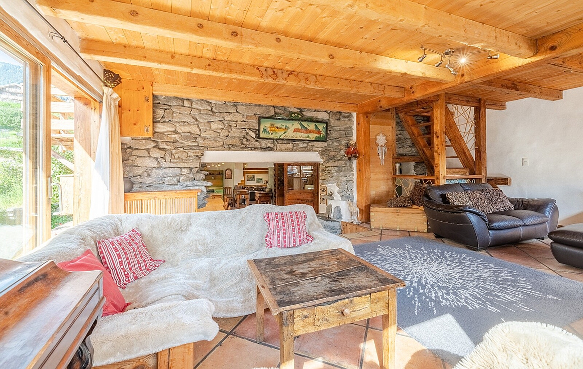 Chalet for sale in Les Allues